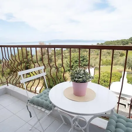 Holiday home Sea Breeze Paradise