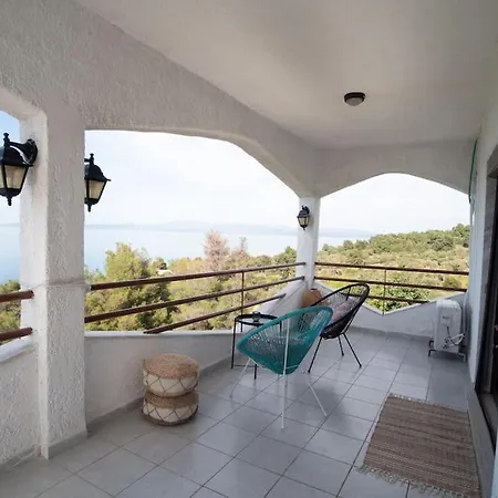 Case de vacanță Sea Breeze Paradise *