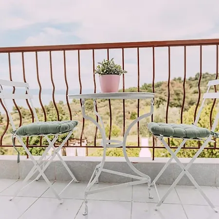 Sea Breeze Paradise