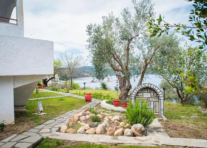 度假居 Sea Breeze Paradise 帕利乌里翁