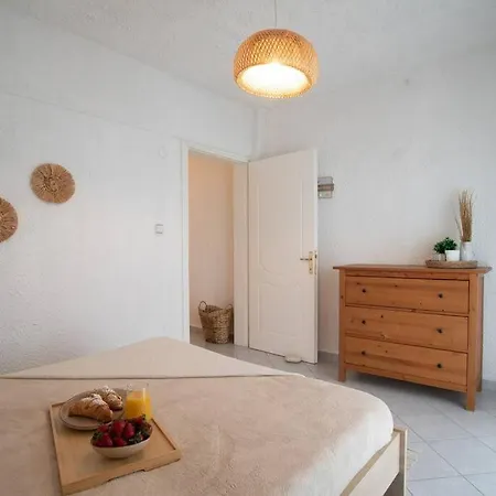 Sea Breeze Paradise Holiday home *