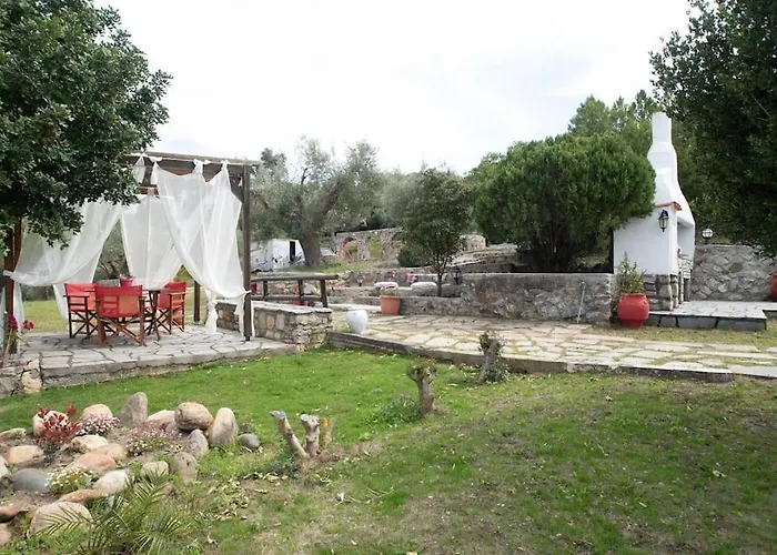 Sea Breeze Paradise Case de vacanță