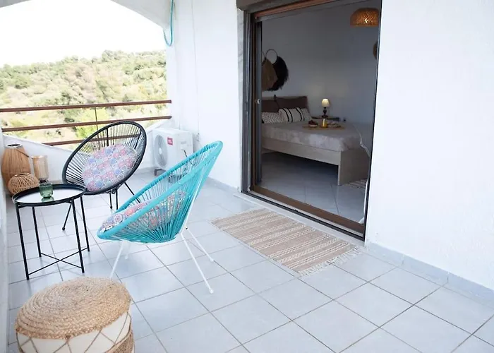 Sea Breeze Paradise Case de vacanță Paliouri