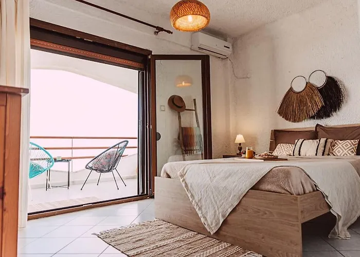 Sea Breeze Paradise باليوري