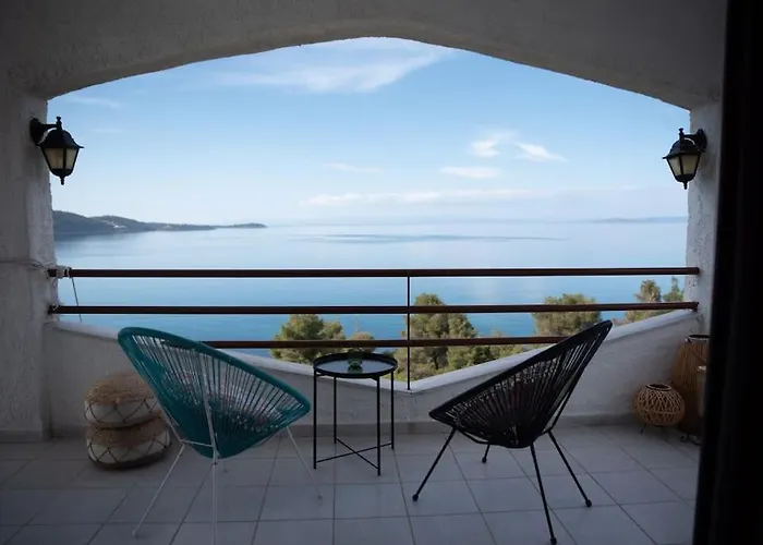 بيت للعطل Sea Breeze Paradise *